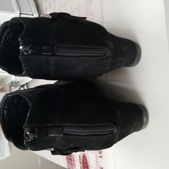 Forever Women's Booties - Picture 3 of 6